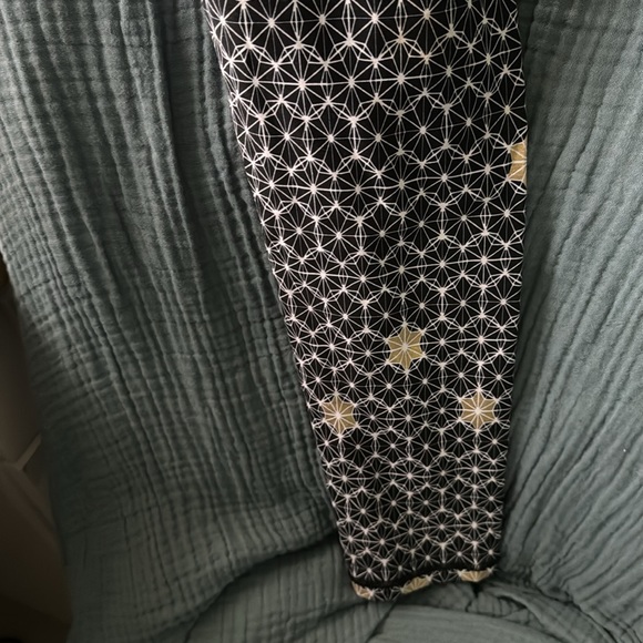 Fabletocs leggings size M - Picture 2 of 6